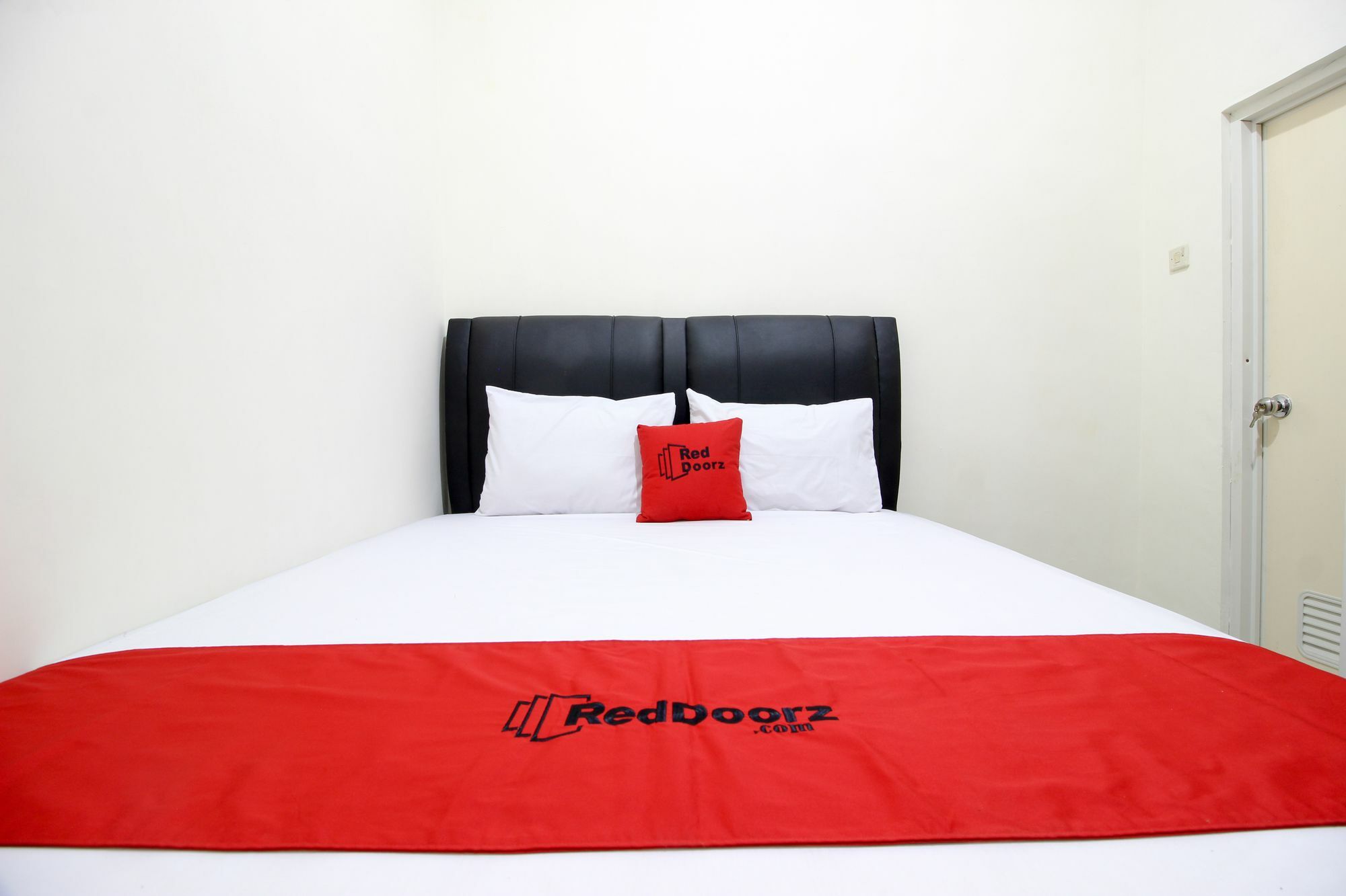 Reddoorz Plus Near Stie Ykpn 2 Maguwo Dış mekan fotoğraf