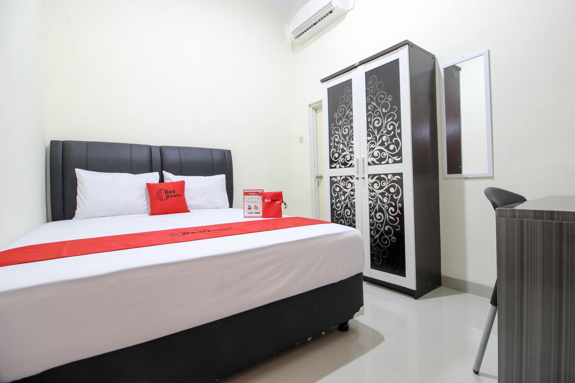 Reddoorz Plus Near Stie Ykpn 2 Maguwo Dış mekan fotoğraf